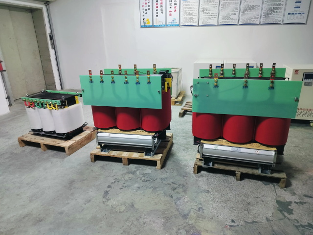 乳源KS11-1000KVA矿用变压器